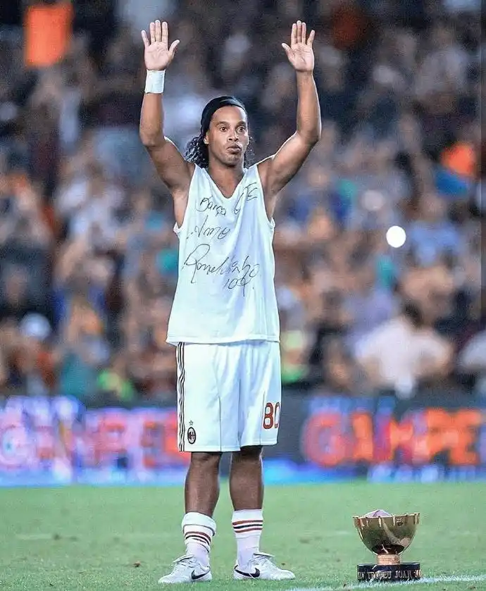 为球队提供 为球队提供