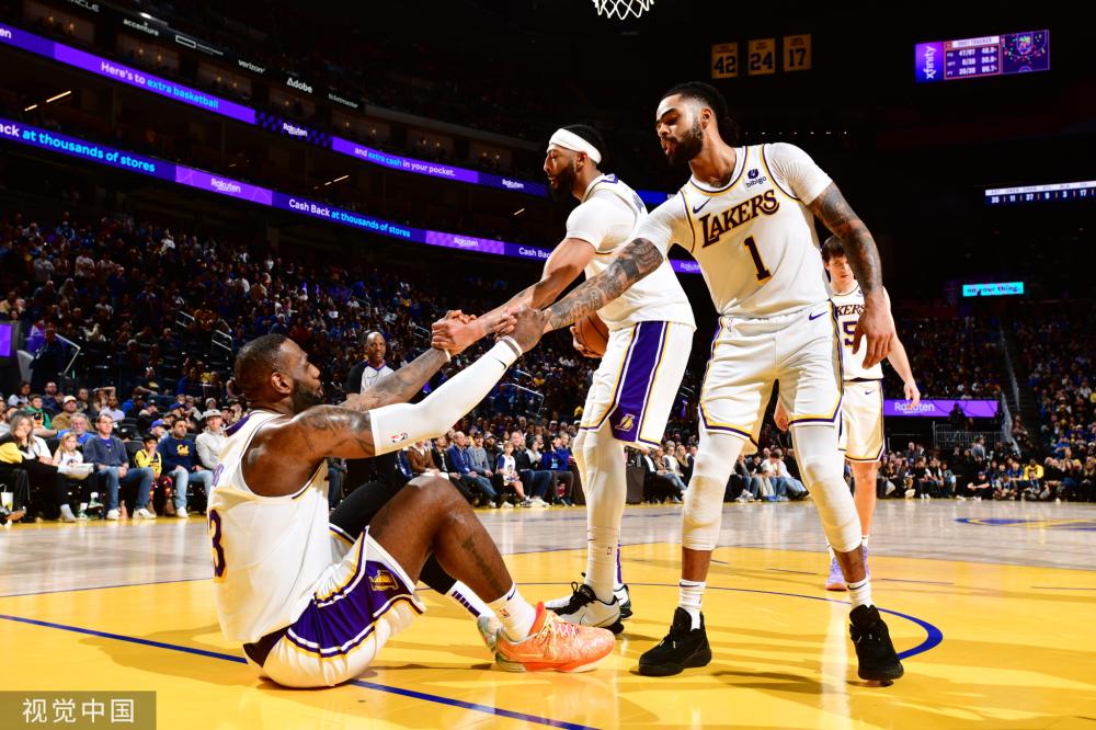 的控球路线 的控球路线